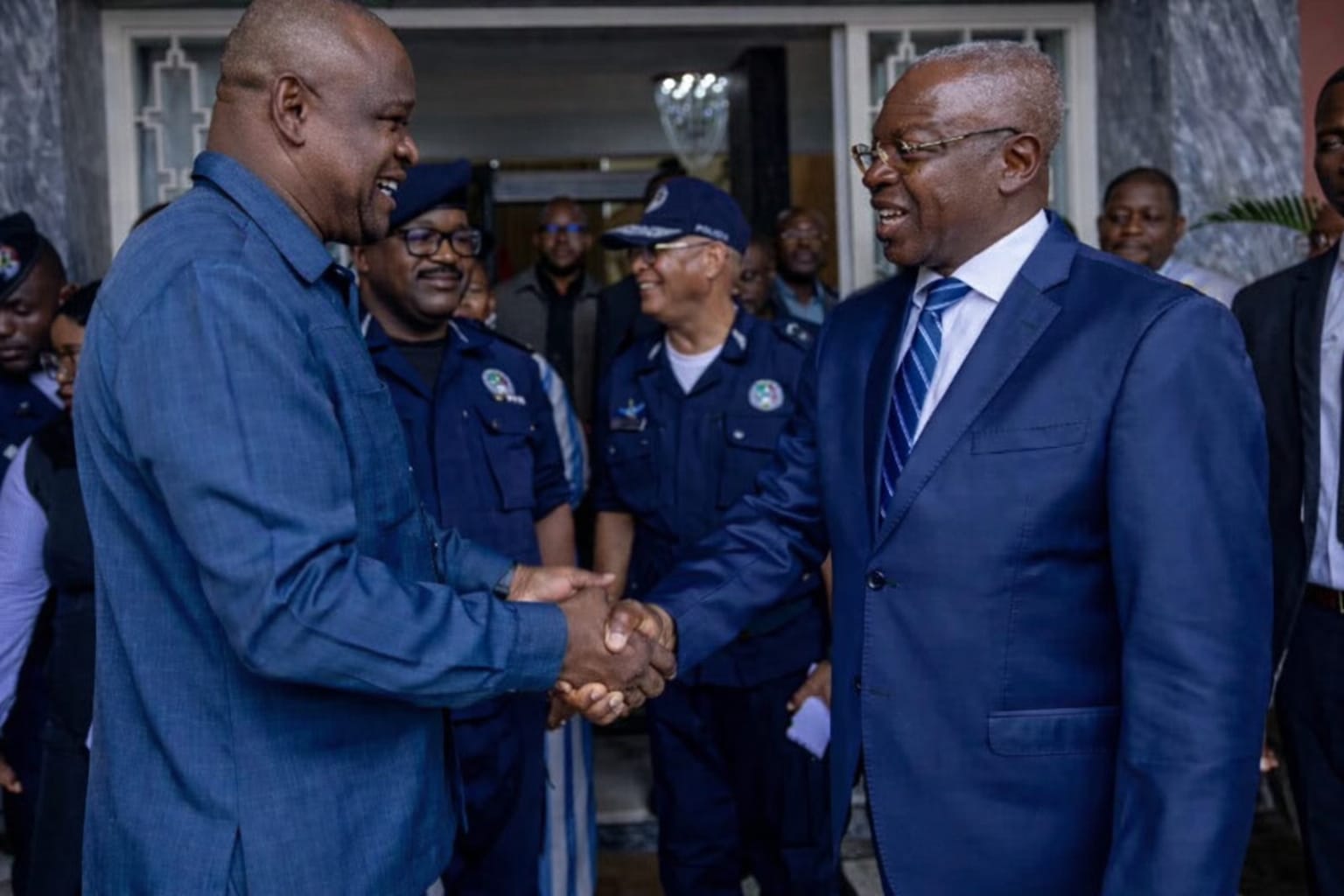 MINISTRO MANUEL HOMEM TERÁ ENGANADO EX-GOVERNADOR DO CUANZA SUL