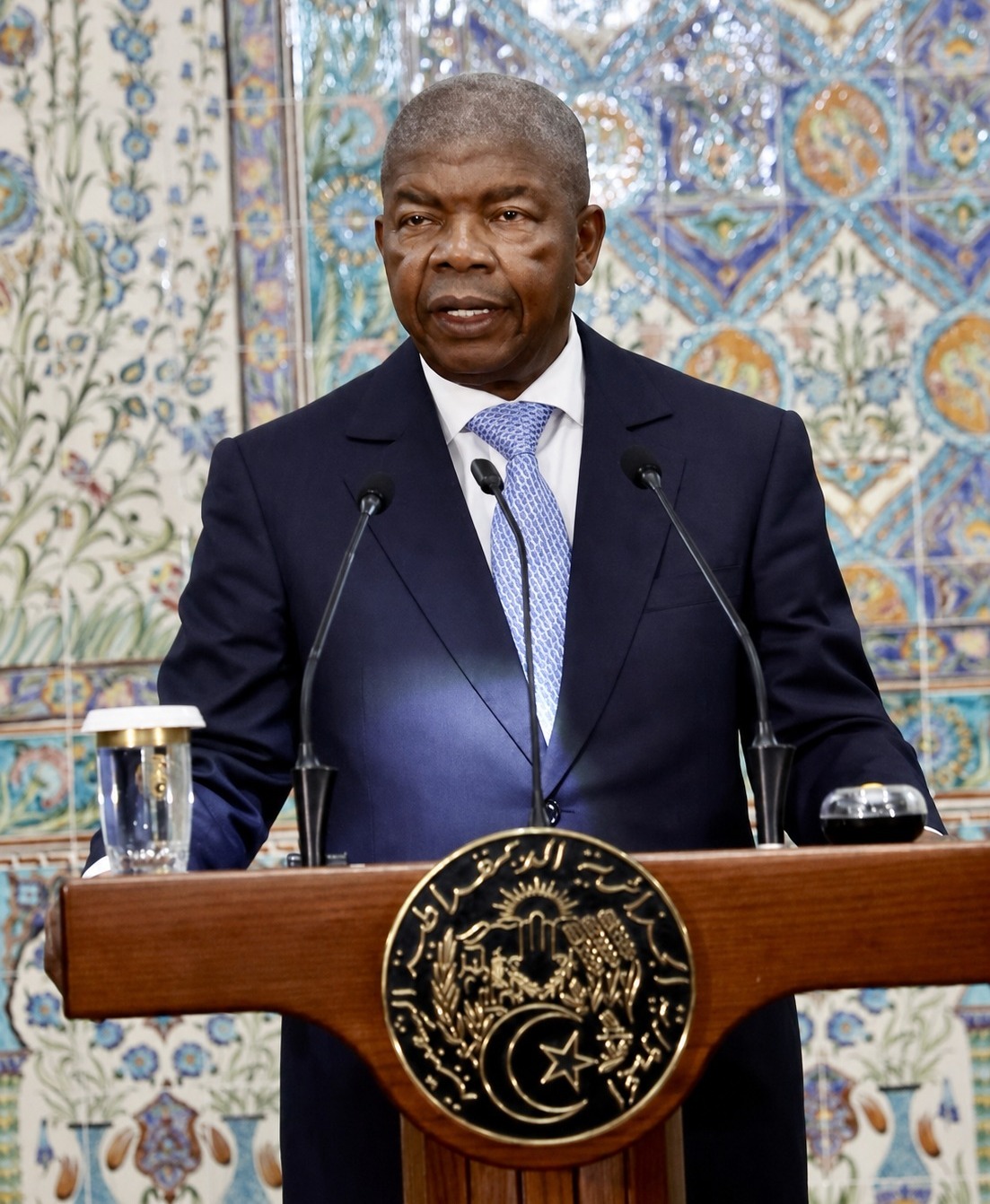 João Lourenço Reforça Aliança Estratégica Entre Angola e Argélia em Discurso Histórico no Parlamento Argelino