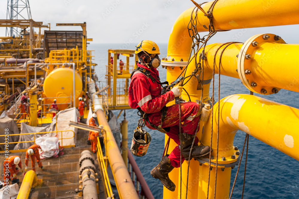 Mais de USD 5 mil milhões serão investidos no projeto offshore Greater PAL em Angola