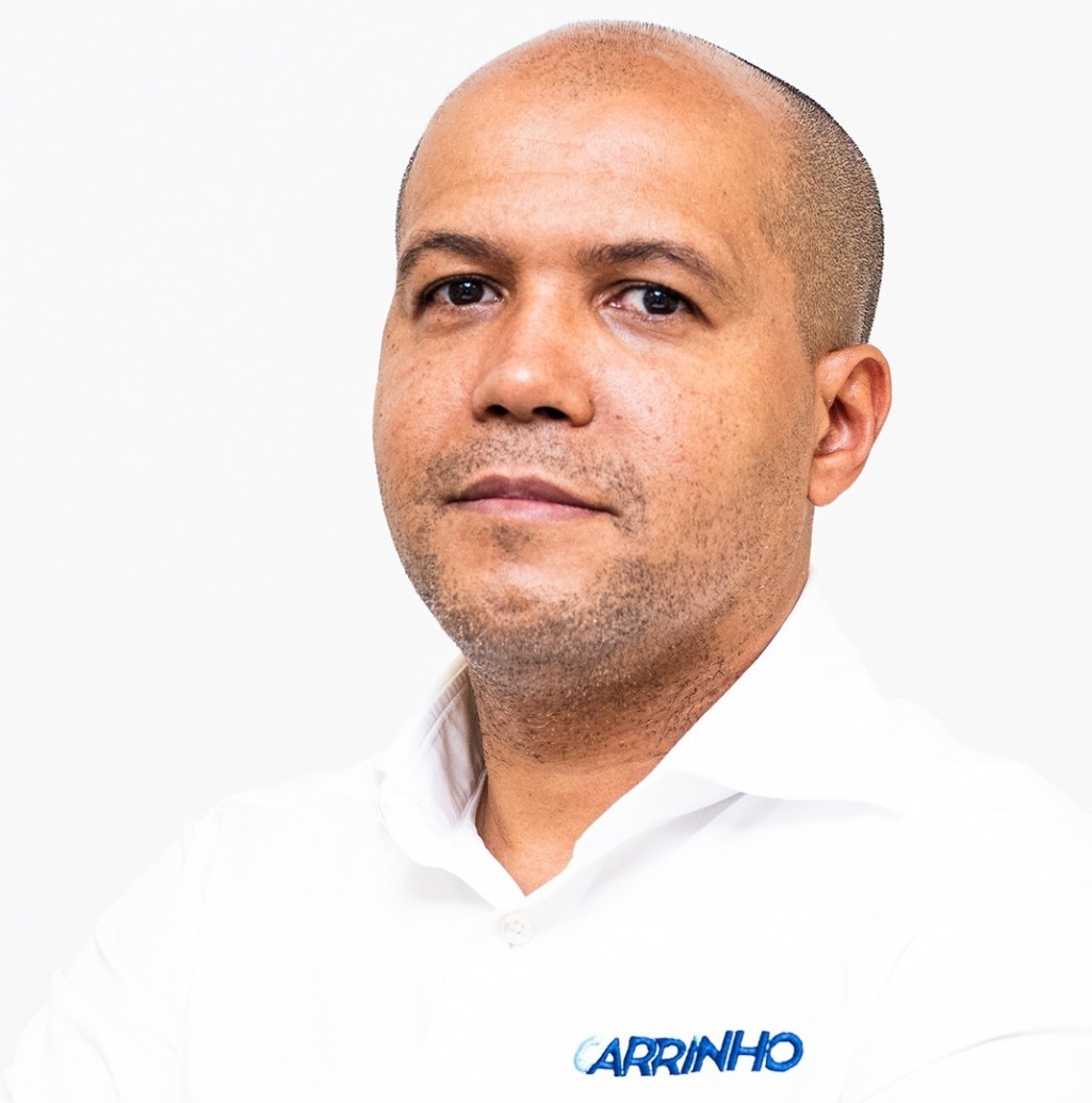ANGOLA: Nelson Carrinho, Falhou em Travar Crise alimentar no País