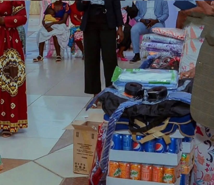 ALUGUER DE TIOS PARA PEDIDOS DE NOIVADO CUSTA ENTRE 50 E 300 MIL KWANZAS EM LUANDA.